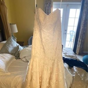 Wedding dress nwt
